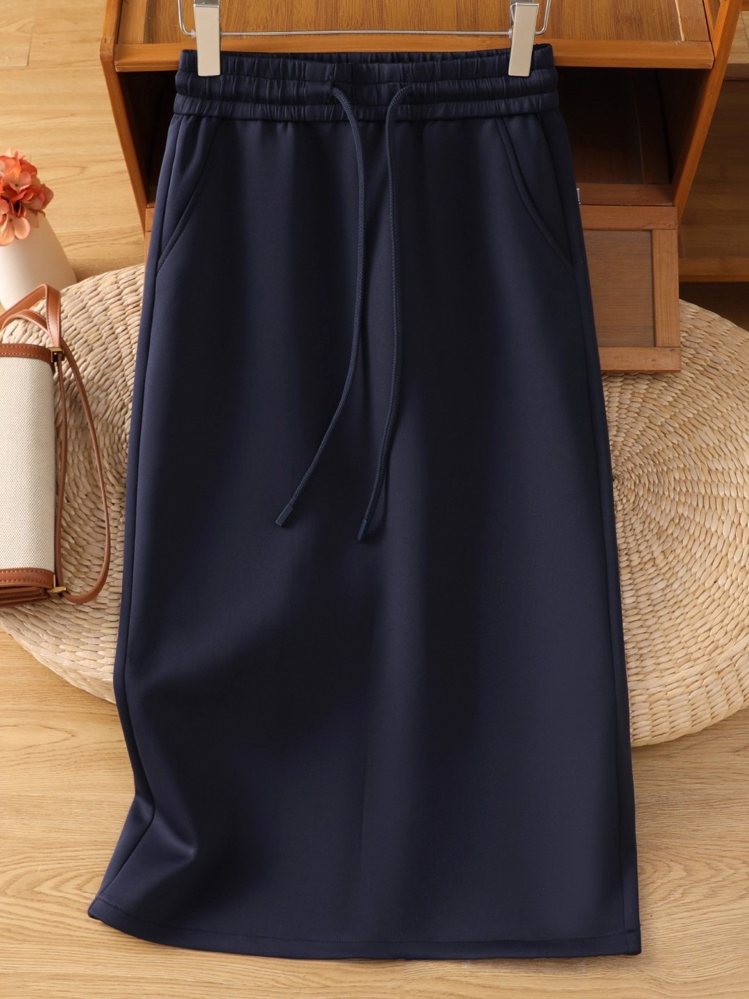 A-Line Skirt Midi - Rok Midi A-Line Biru Tua Wanita,