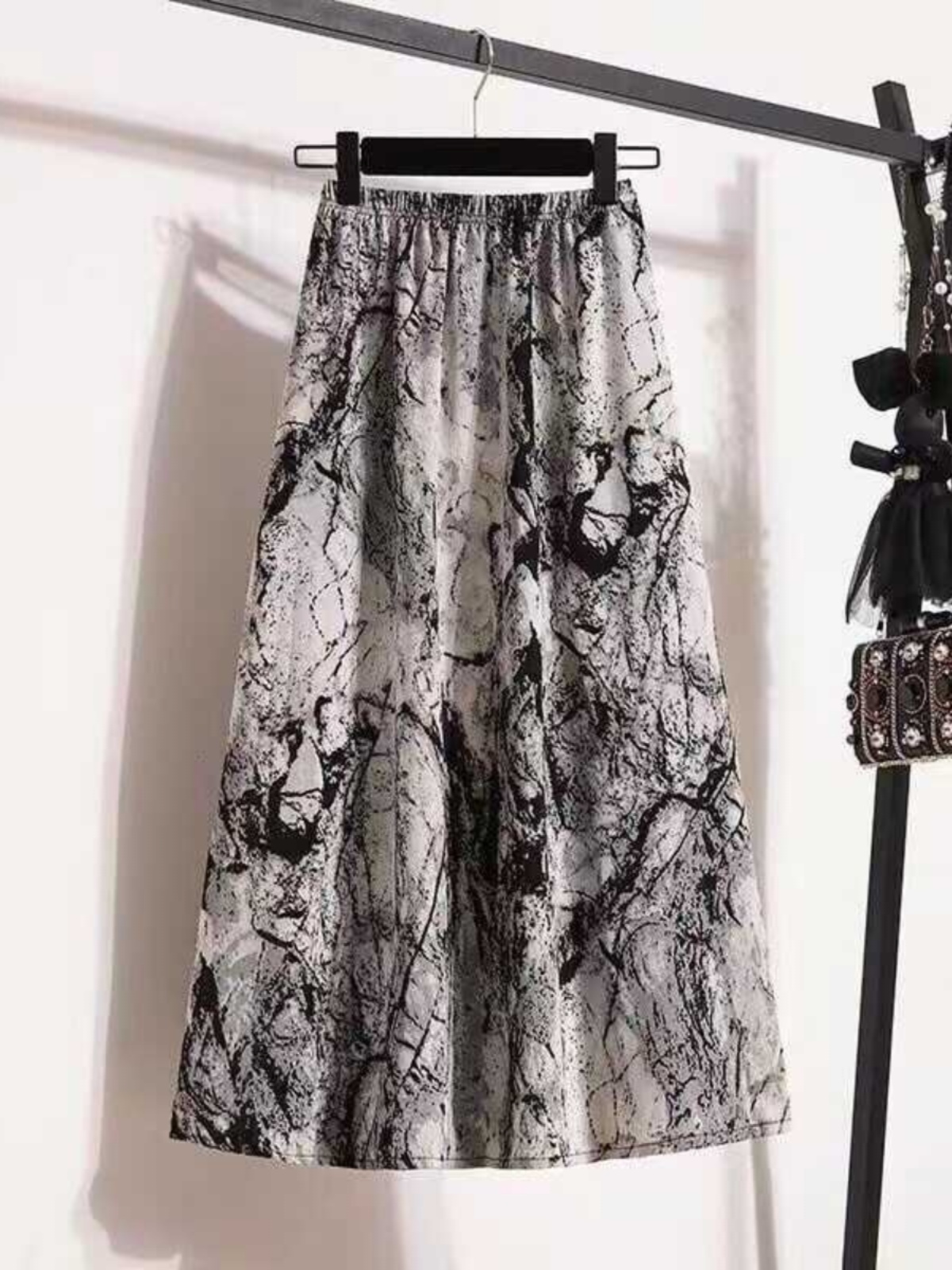 Rok Midi Wanita Ukuran Besar G - A-Line Skirt Midi ulasan dan harga